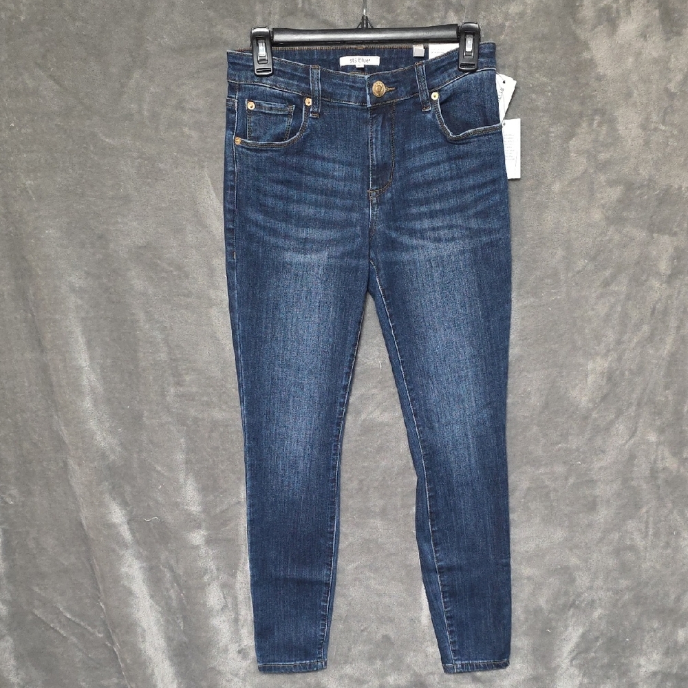 STS Blue Emma Dark Wash Ankle Skinny Jeans. Size 27